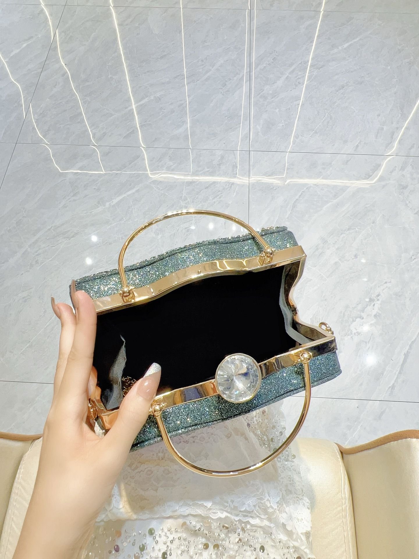 Túi xách dự tiệc Gumen Luxury H21